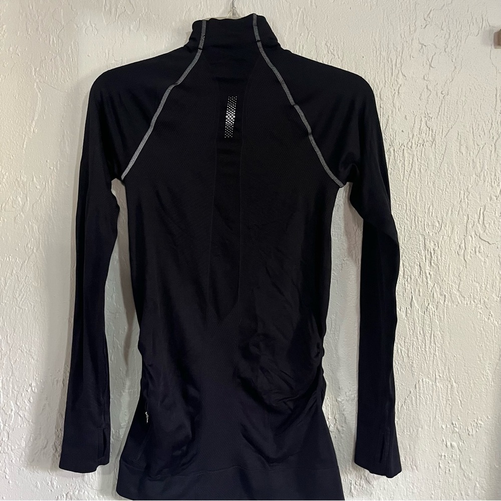 Athleta Finish Fast Asymmetrical Half Zip Pullover Size S - Picture 9 of 11